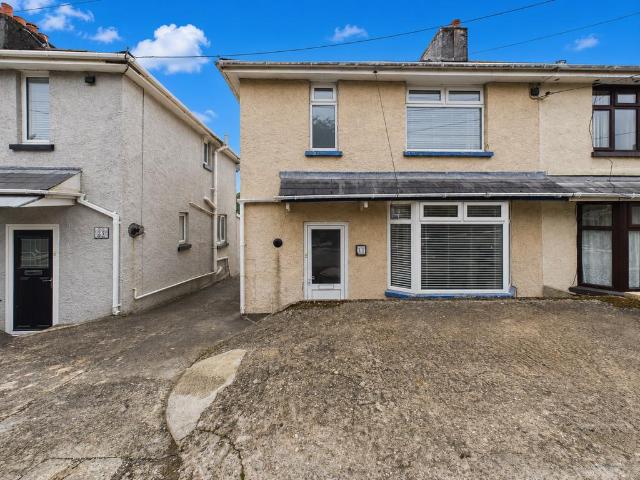 House for rent in Staddiscombe, Mount Wise