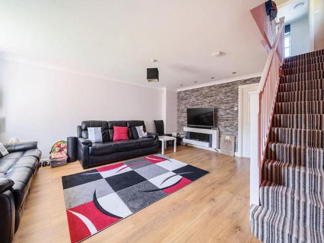 House for rent in Batchworth, Hertfordshire