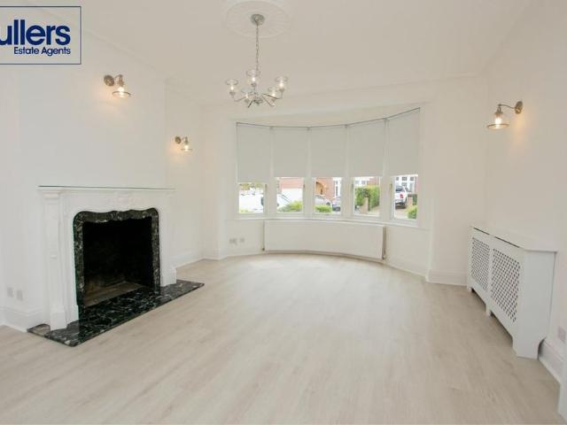 House for rent in Winchmore Hill, Palmers Green