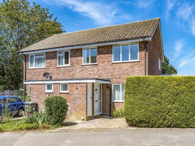 House for rent in Wash Common, Enborne