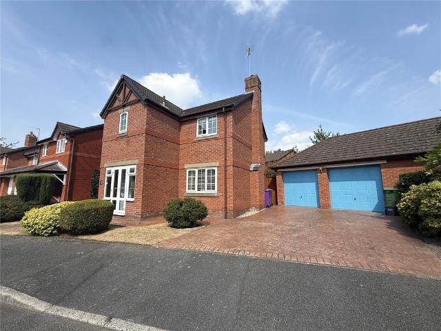House for rent in Calderstones