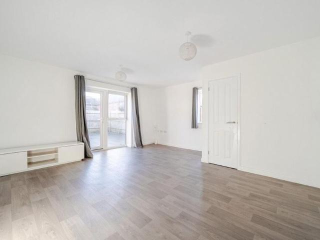 House for rent in Middlecroft, Hampshire