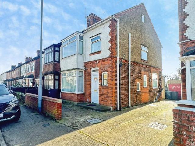House for rent in Spring Park, Luton