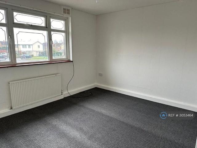 House for rent in Snapes Green, Wolverhampton