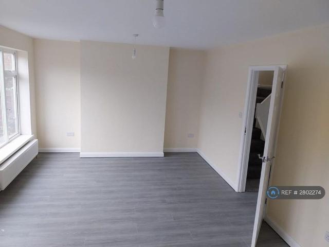 House for rent in Lewsey Farm, Dunstable