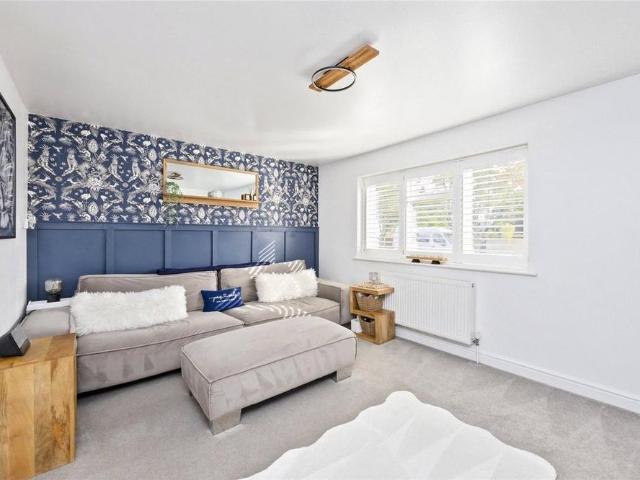 House for rent in Fishersgate, West Sussex