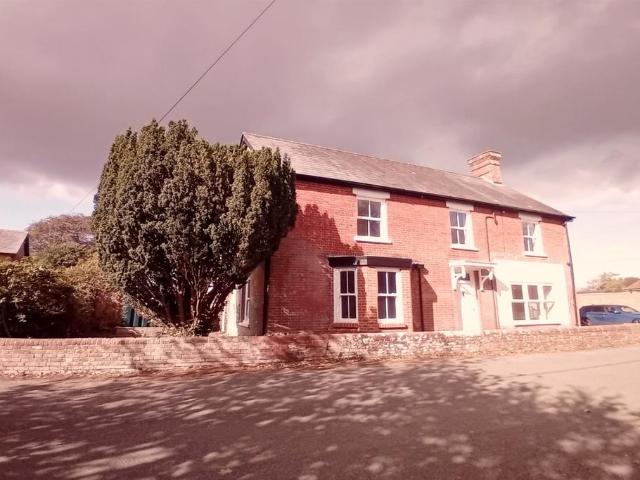 House for rent in Charlton-All-Saints, Downton