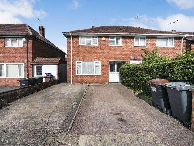 House for rent in Lewsey Farm, Luton