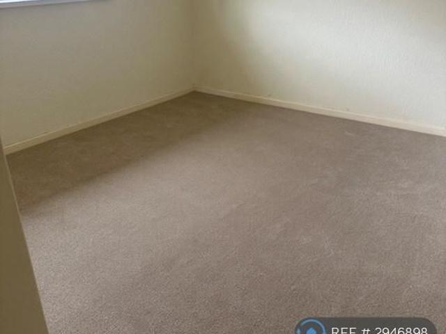 House for rent in Oxley, West Midlands