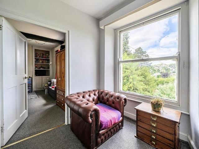 House for rent in School House, Gloucestershire