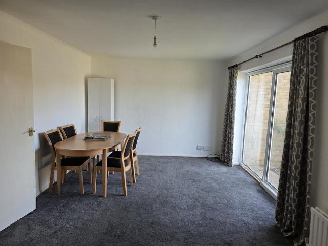 House for rent in London Borough of Ealing, Greenford