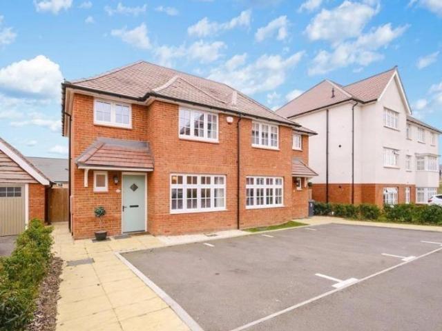 House for rent in Castle Hill, Monks Orchard