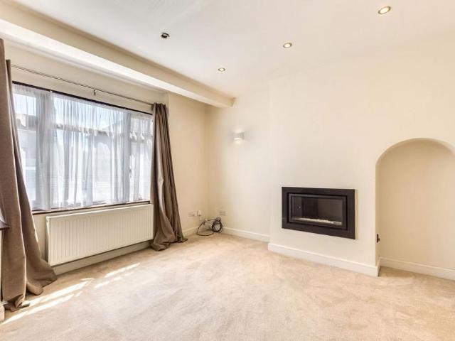 House for rent in Northumberland Heath, Greater London
