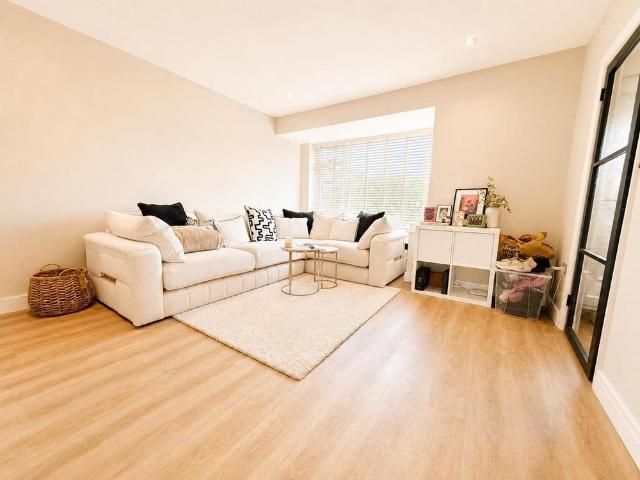 House for rent in Cookridge, West Yorkshire