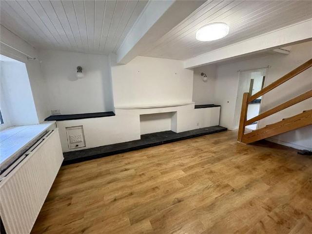House for rent in Saddleworth, Pendock