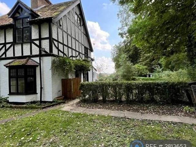 House for rent in Chipping Hill, Essex