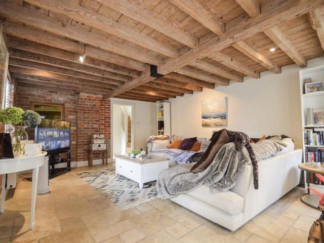 House for rent in Petworth, Chichester