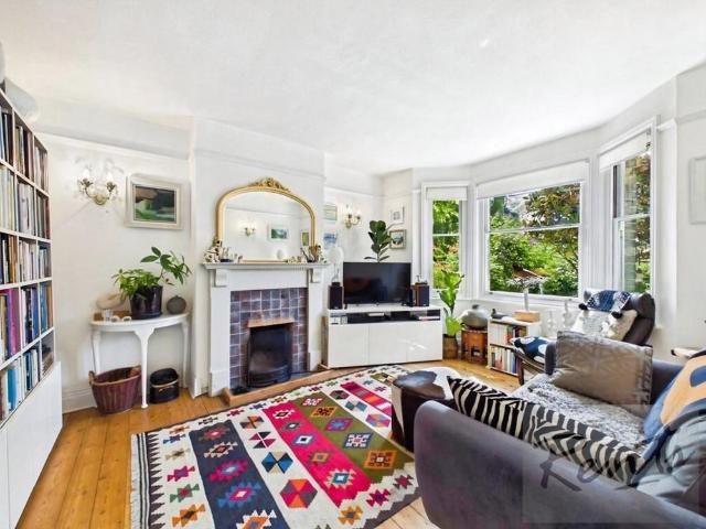 House for rent in The Dales, Key Street