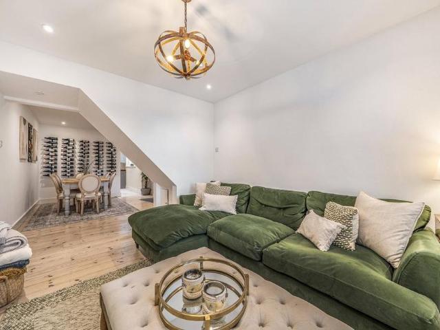 House for rent in Byfleet, Woking
