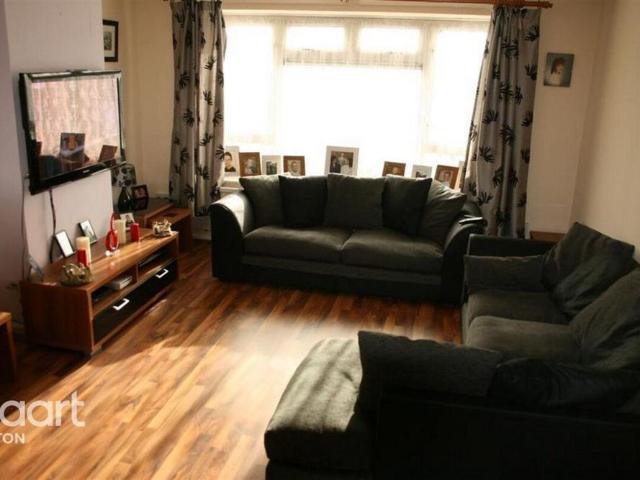 House for rent in Sundon Park, Luton