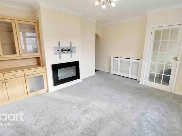 House for rent in London Borough of Havering, Greater London
