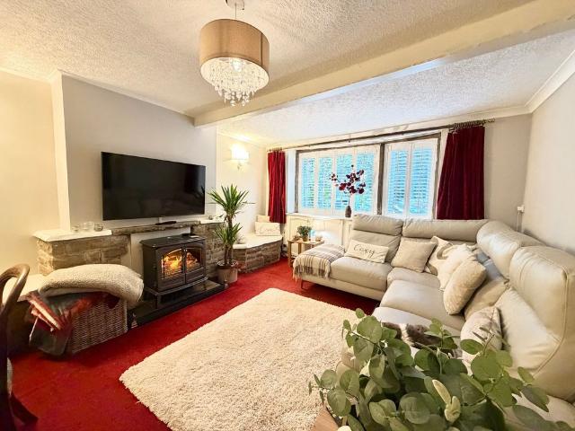 House for rent in Austonley, Kirklees