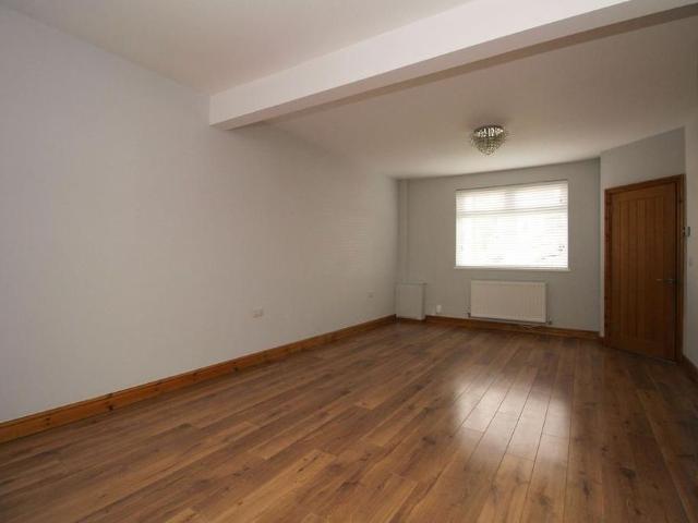 House for rent in Gilfach Goch, Hendreforgan