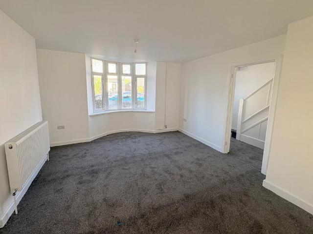 House for rent in Cimla, Neath