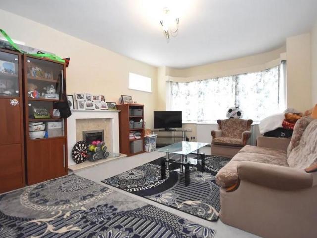 House for rent in Spring Park, Luton