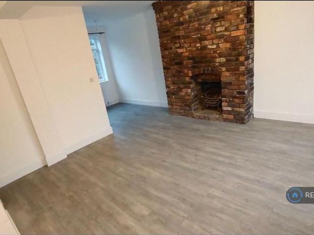 House for rent in Woodbank Estate, Portwood