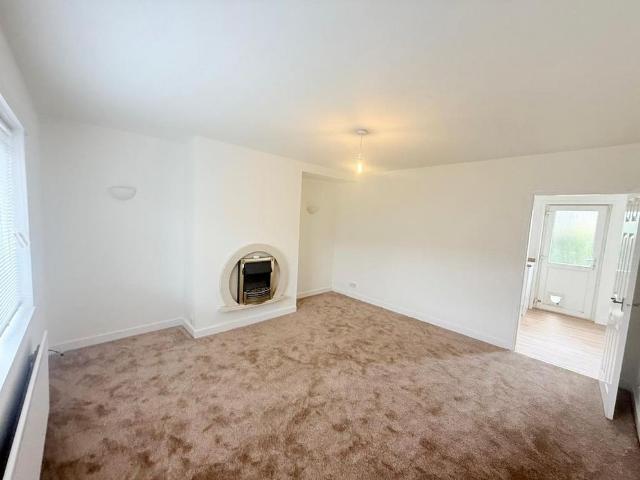 House for rent in Greatwood, Skipton