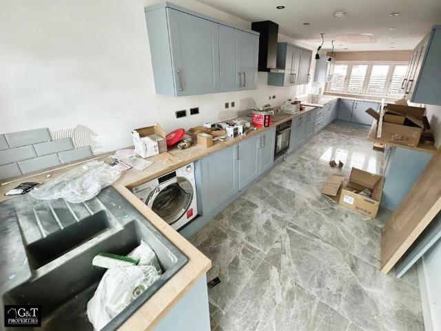 House for rent in Straits Green, West Midlands