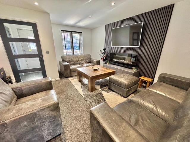 House for rent in Chesham, Bury