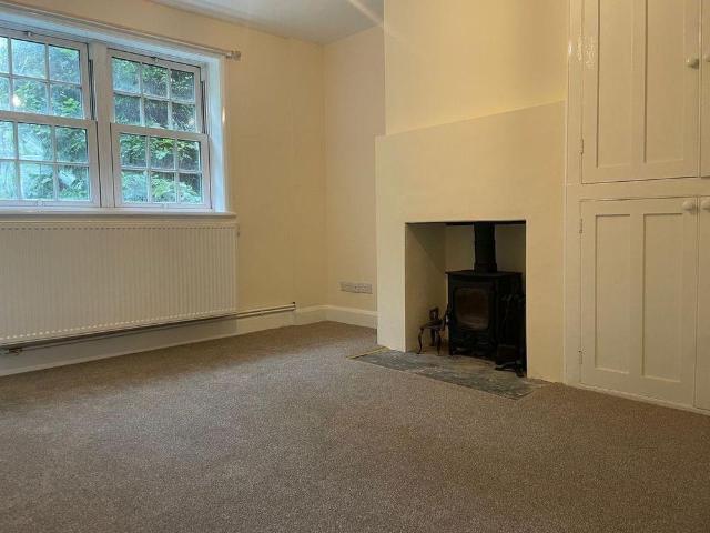 House for rent in Perryfields, West Sussex