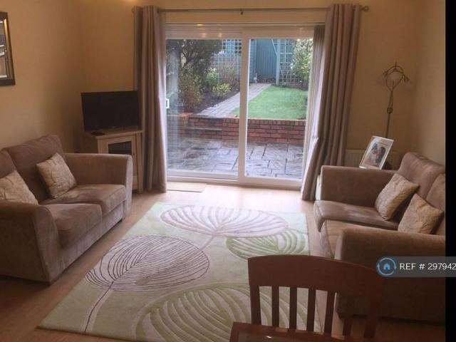 House for rent in Leyfields, Kettlebrook
