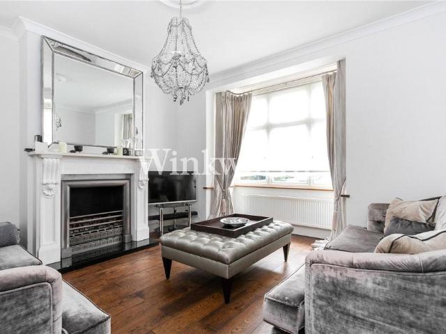 House for rent in Edmonton, Greater London
