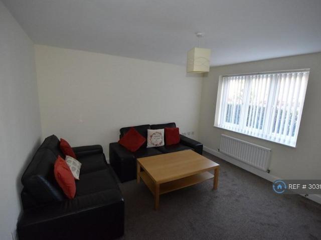 House for rent in Grove Hill, Normanby