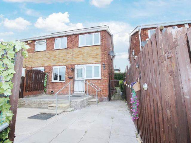 House for rent in Catcliffe, South Yorkshire