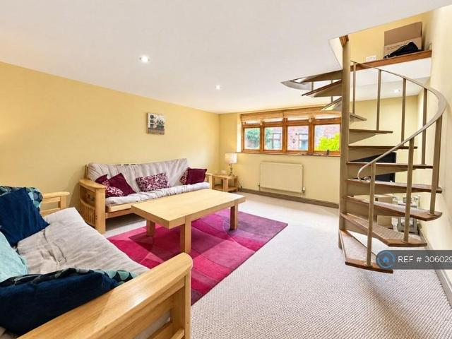 House for rent in Poolfields, Newcastle-under-Lyme