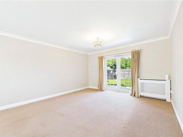 House for rent in Burghfield Common, West Berkshire