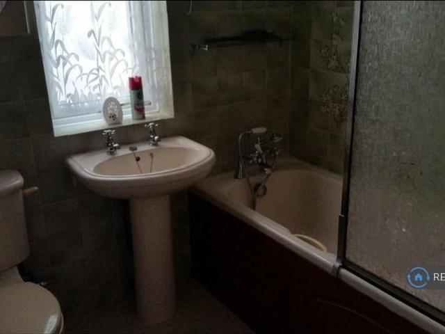 House for rent in Little Heath, Greater London