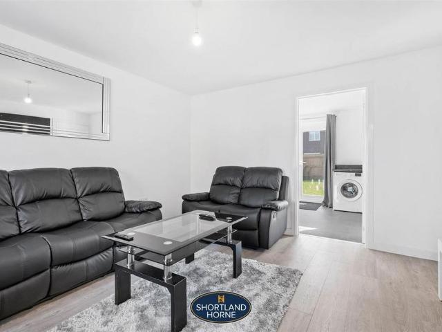 House for rent in Ernesford Grange, West Midlands