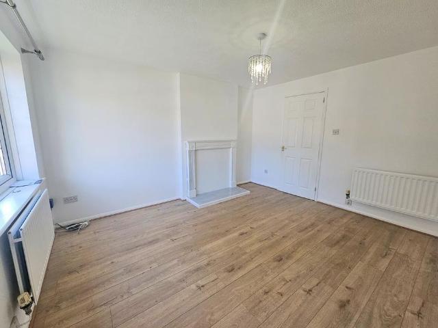 House for rent in St James' End, Northampton