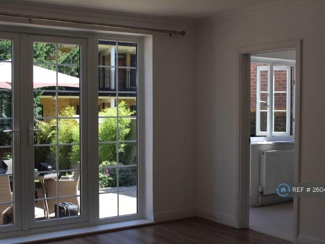 House for rent in West Norwood, Greater London