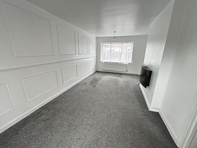 House for rent in Penycae, Wales
