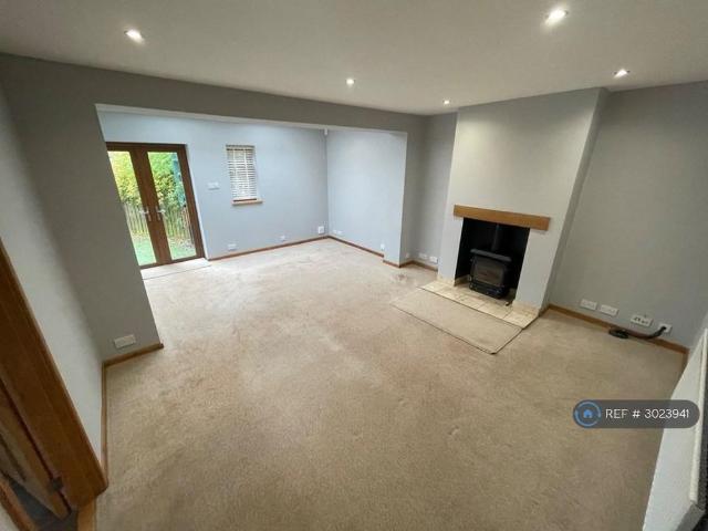 House for rent in Rowbarton, Rumwell