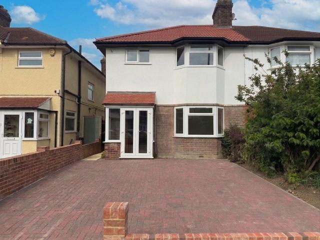House for rent in London Borough of Lewisham, Greater London