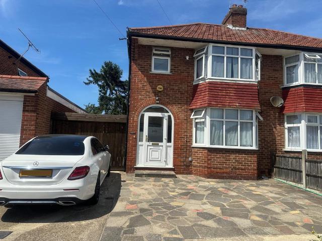 House for rent in South Stanmore, Greater London