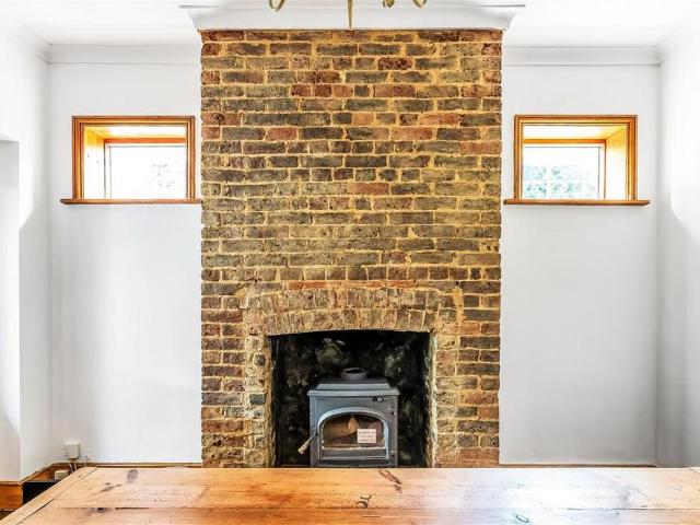 House for rent in Oxted, Hillview