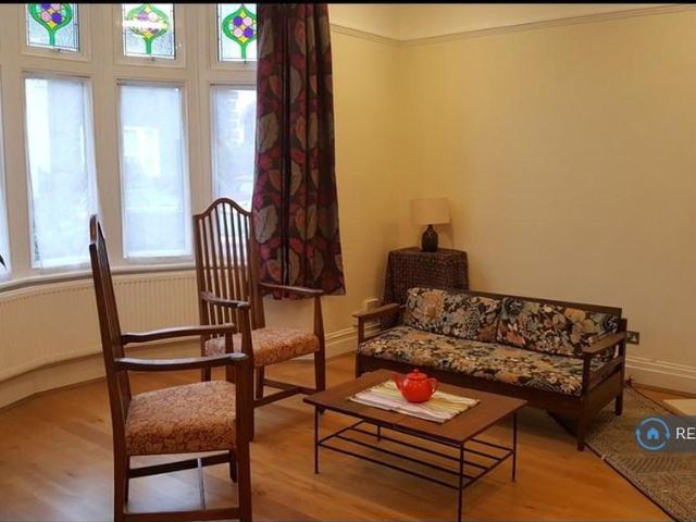 House for rent in London Borough of Lewisham, Ladywell